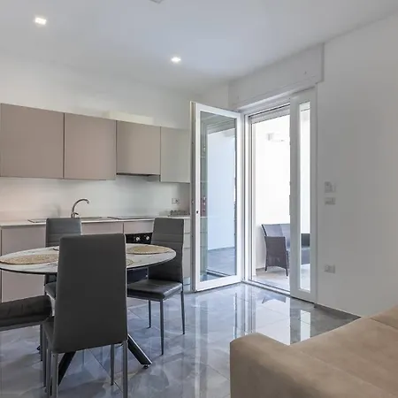 Sole 1 By Salento Affitti Apartman *